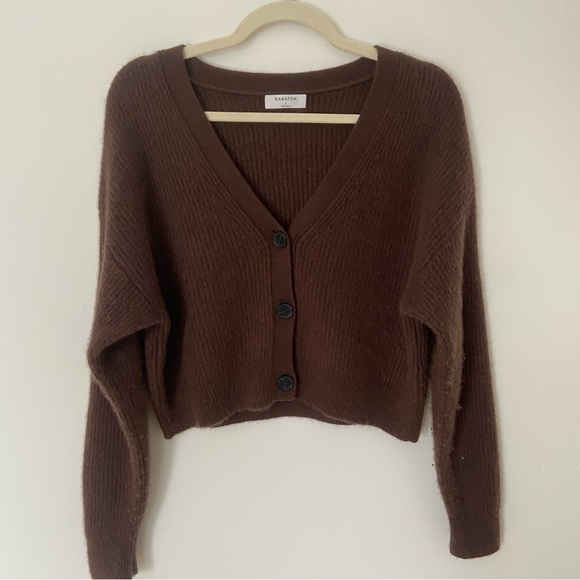 Aritzia Babaton Luxe Cashmere Canberra Cardigan in Coffee Bean Brown size Large - Picture 12 of 12